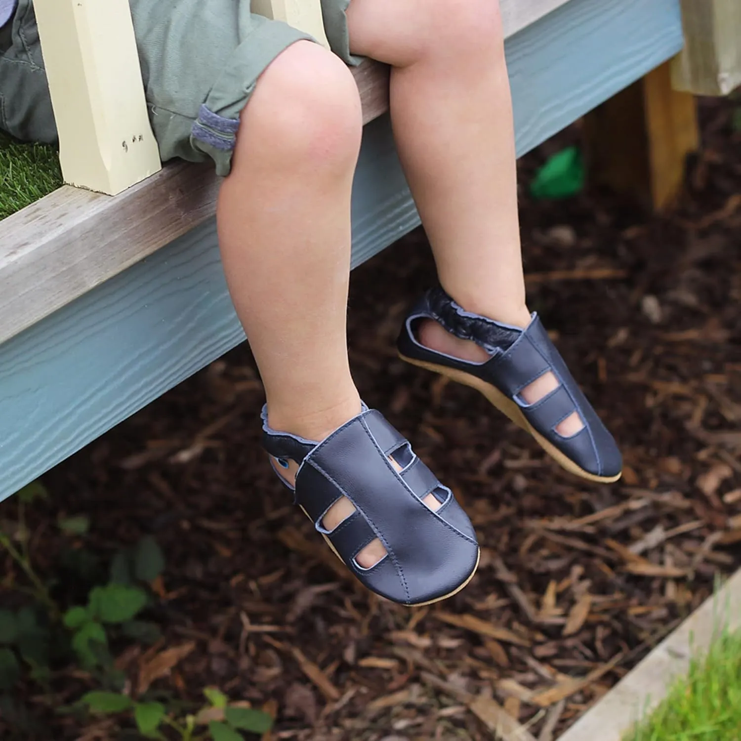 Dotty Fish Infant and Toddler Soft Leather Sandals ?C Barefoot-Friendly, Non-Slip Suede Sole, Podiatrist Recommended, Breathable Baby-Safe Leather, British Brand ?C Fits 0?C4 Years